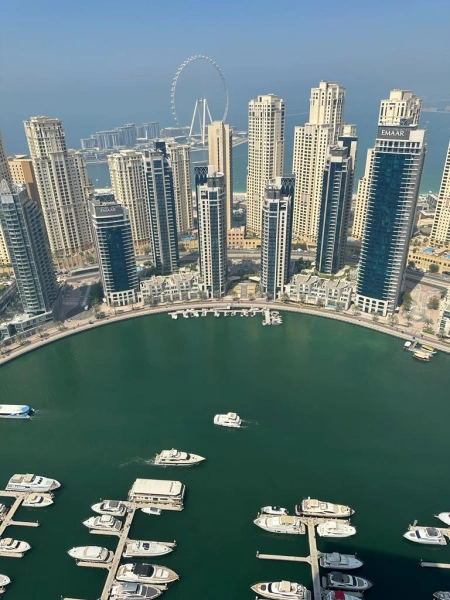 Luxuriöses 2-Zimmer-Apartment mit Marina-Blick