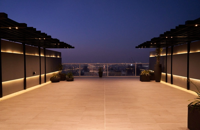 Geräumige 2bed Duplex Apt mit Huge Layout