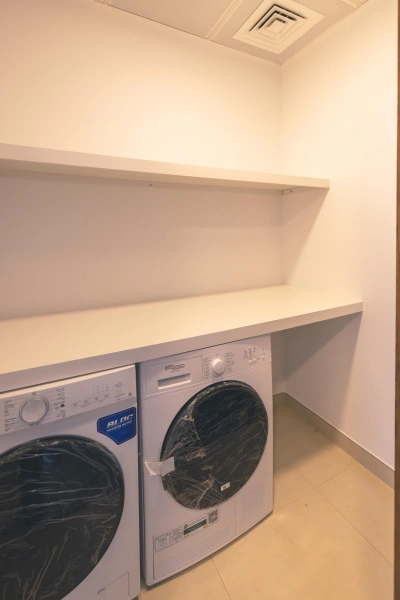 Geräumige 2bed Duplex Apt mit Huge Layout