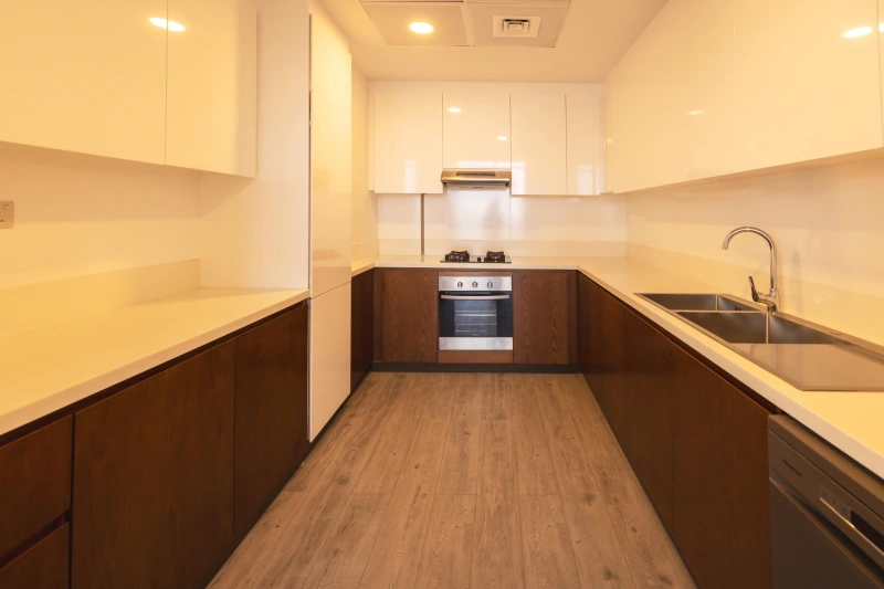 Geräumige 2bed Duplex Apt mit Huge Layout