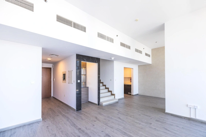 Geräumige 2bed Duplex Apt mit Huge Layout