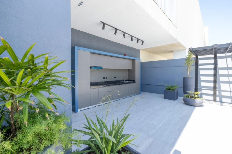 Geräumige 2bed Duplex Apt mit Huge Layout