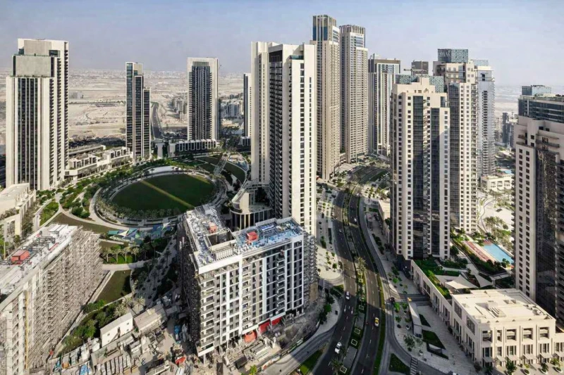 Modern Three Bedroom Apartment with Maid's Room