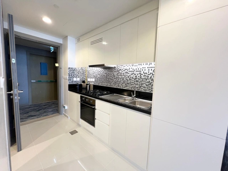 Luxuriöses Apartment mit Kanalblick im Aykon Tower B, Business Bay!