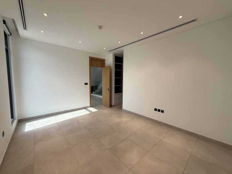 Luxuriöse 4-Zimmer-Villa mit privatem Pool in Jumeirah Golf Estate. Pure Eleganz erwartet dich!