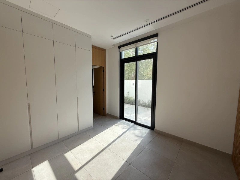 Luxuriöse 4-Zimmer-Villa mit privatem Pool in Jumeirah Golf Estate. Pure Eleganz erwartet dich!