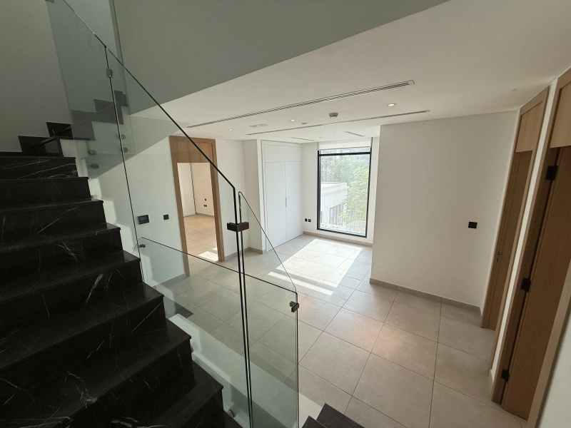 Luxuriöse 4-Zimmer-Villa mit privatem Pool in Jumeirah Golf Estate. Pure Eleganz erwartet dich!