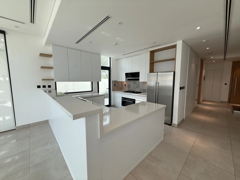 Luxuriöse 4-Zimmer-Villa mit privatem Pool in Jumeirah Golf Estate. Pure Eleganz erwartet dich!