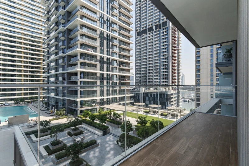 Exklusive 3-Zimmer-Luxuswohnung mit riesigem Balkon und Meerblick