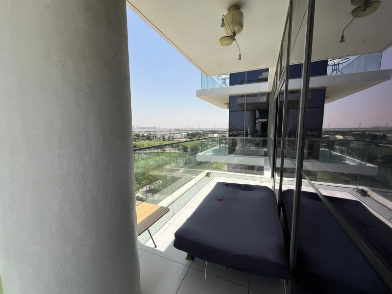 Spacieux appartement d'angle de 4 pièces avec vue sur le parc à Loreto 1B, Damac Hills