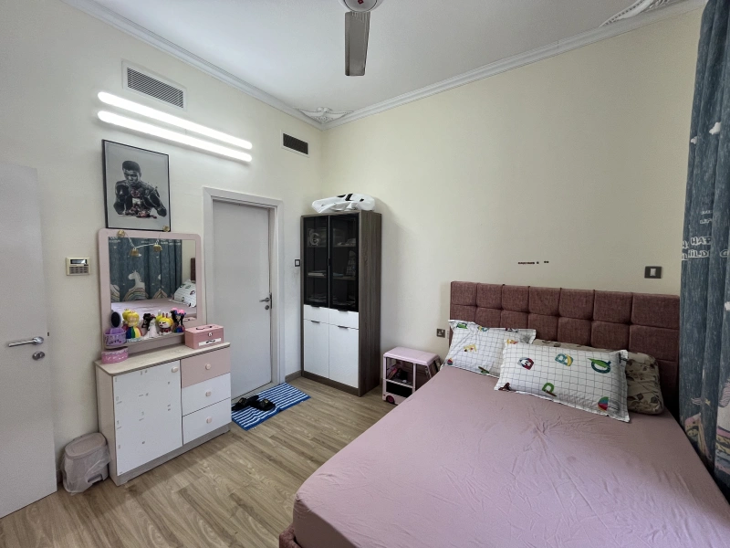 Spacieux appartement d'angle de 4 pièces avec vue sur le parc à Loreto 1B, Damac Hills