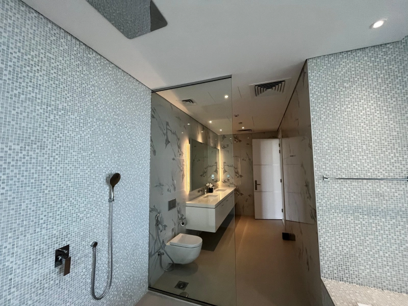 Exklusive Luxuswohnung in Seventh Heaven mit Private Gartenidylle und balkon mit Pflanzenpracht!