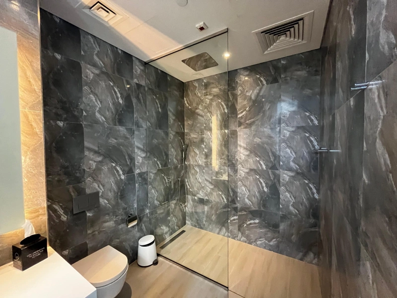 Exklusive Luxuswohnung in Seventh Heaven mit Private Gartenidylle und balkon mit Pflanzenpracht!