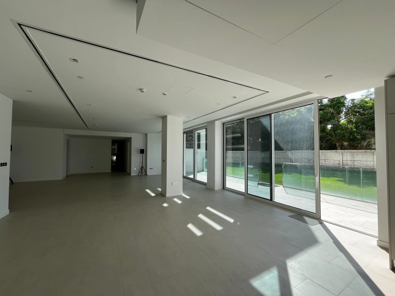 Exklusive Luxuswohnung in Seventh Heaven mit Private Gartenidylle und balkon mit Pflanzenpracht!