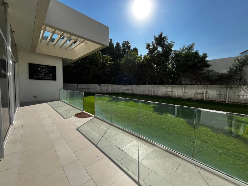 Exklusive Luxuswohnung in Seventh Heaven mit Private Gartenidylle und balkon mit Pflanzenpracht!