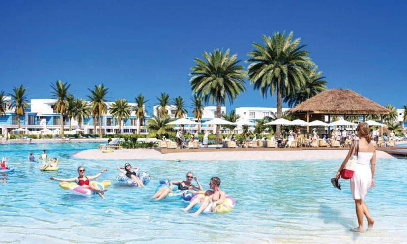 Exklusive 4-Zimmer Luxusvilla mit privatem Lagunenstrandzugang!