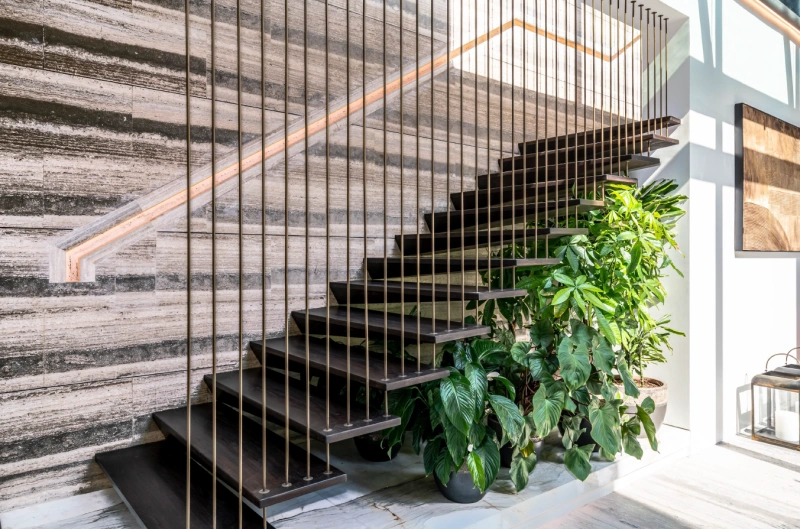 Luxuriöse 6-Zimmer Beach Mansion mit Privatpool und Kinoraum