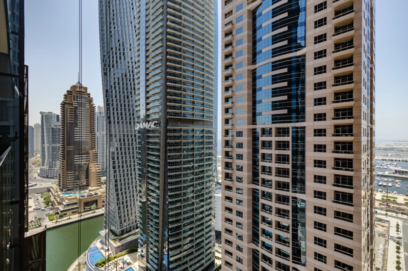 Exklusive 2-Zimmer-Wohnung direkt an der Marina, voll möbliert. Perfektes Zuhause am Wasser!