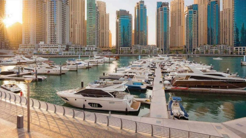 Exklusive 2-Zimmer-Wohnung direkt an der Marina, voll möbliert. Perfektes Zuhause am Wasser!