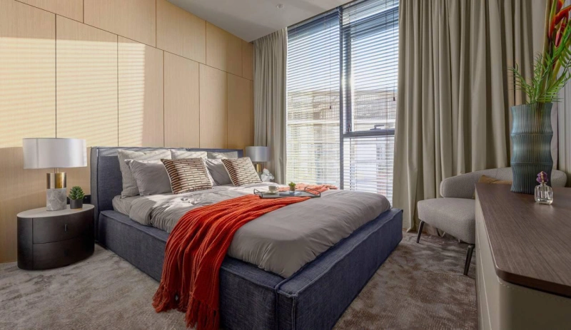 Luxuriöses 4-Zimmer-Apartment mit Zimmer für Dienstmädchen, riesigem Balkon und Hafen- und Meerblick