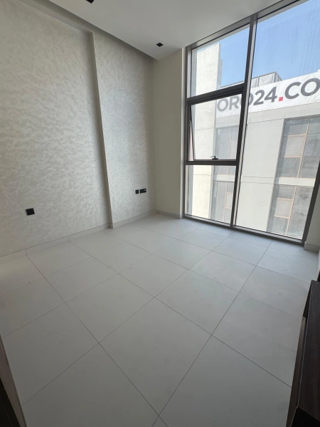 Neues 2-Zimmer-Apartment mit Poolblick in der Torino-Community von Oro24 in Arjan!