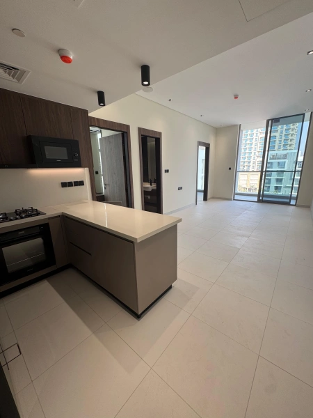 Neues 2-Zimmer-Apartment mit Poolblick in der Torino-Community von Oro24 in Arjan!