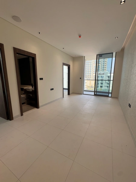 Neues 2-Zimmer-Apartment mit Poolblick in der Torino-Community von Oro24 in Arjan!