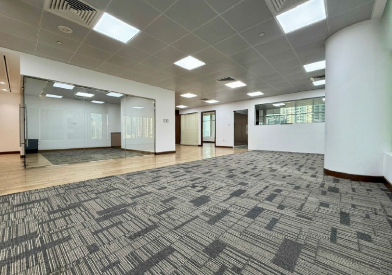 Vacant Huge Office For Sale - Fully Fitted Unfirnished