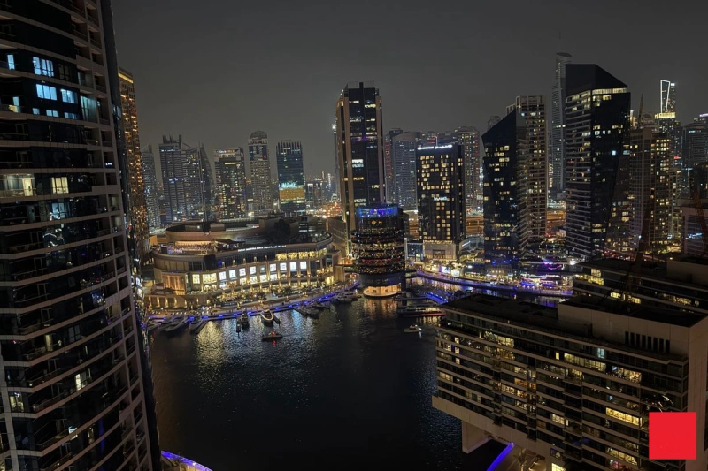 Atemberaubende 1-Zimmer-Wohnung mit Blick auf den Yachthafen, Upgraded Brand New Möbliert!