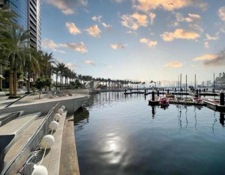 Ein-Schlafzimmer-Apartment mit modernem Design