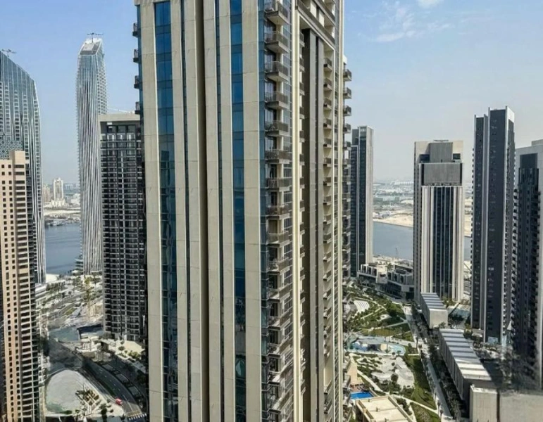 Ein-Schlafzimmer-Apartment mit modernem Design