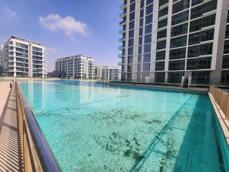 Luxuriöse 3-Zimmer-Wohnung mit Blick auf die Lagune und geräumiger Küche