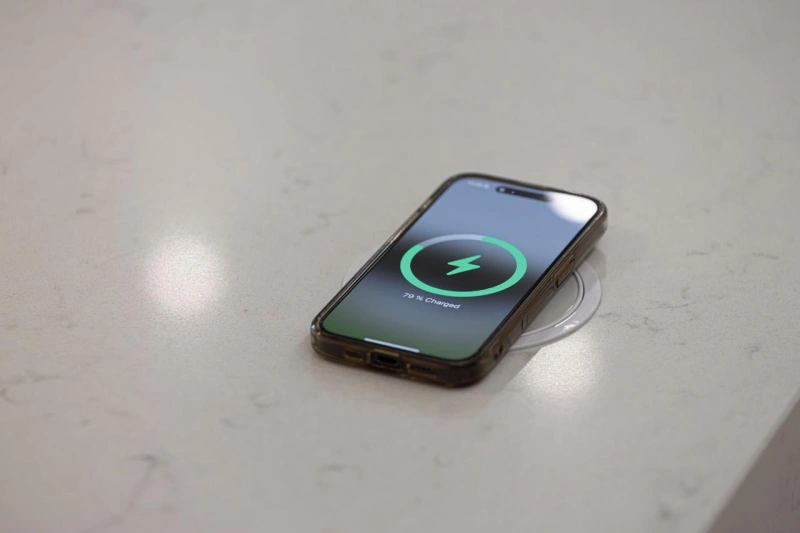 Luxuriöses 2-Zimmer-Apartment mit möblierter Designer-Einrichtung