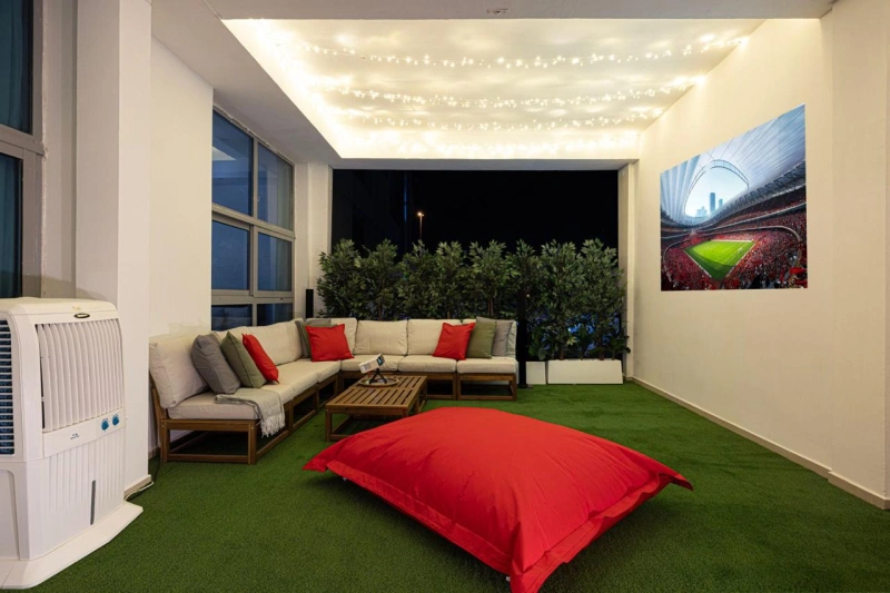 Luxuriöses 2-Zimmer-Apartment mit möblierter Designer-Einrichtung