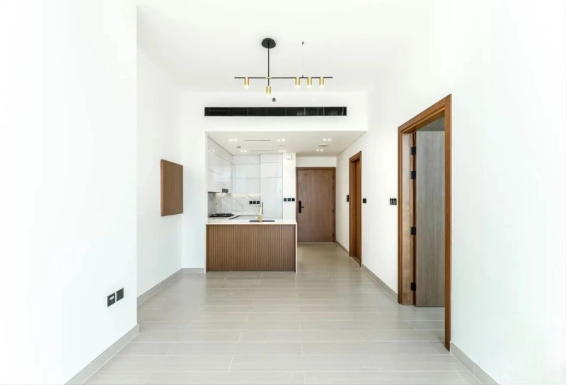 Moderne 2-Zimmer Wohnung mit Poolblick und offener Küche in zentraler Lage