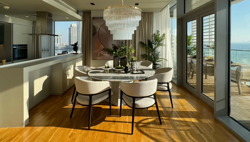 Luxuriöse Wohnung mit 5 Schlafzimmern, Meerblick & Dienstmädchenzimmer in bester Lage!