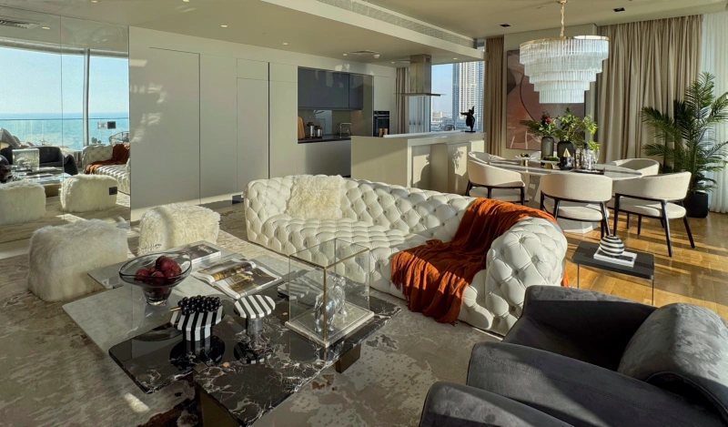 Luxuriöse Wohnung mit 5 Schlafzimmern, Meerblick & Dienstmädchenzimmer in bester Lage!