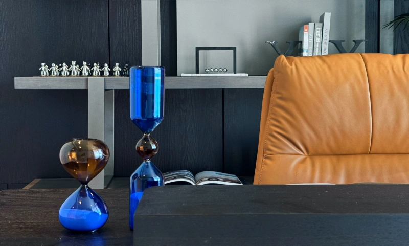 Luxuriöse Wohnung mit 5 Schlafzimmern, Meerblick & Dienstmädchenzimmer in bester Lage!