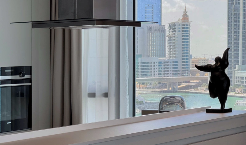 Luxuriöse Wohnung mit 5 Schlafzimmern, Meerblick & Dienstmädchenzimmer in bester Lage!