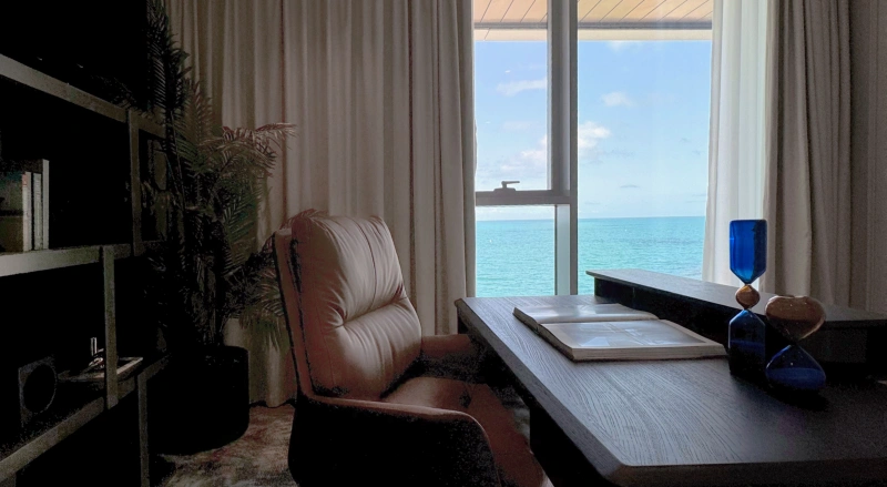 Luxuriöse Wohnung mit 5 Schlafzimmern, Meerblick & Dienstmädchenzimmer in bester Lage!