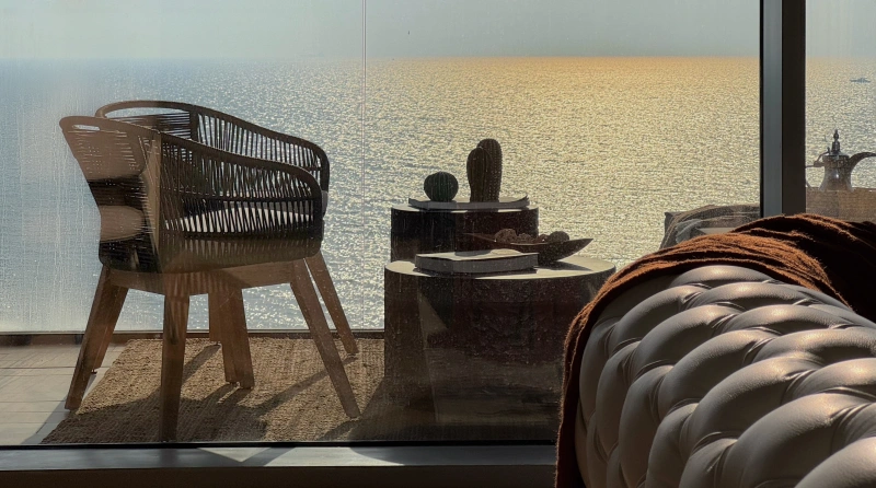 Luxuriöse Wohnung mit 5 Schlafzimmern, Meerblick & Dienstmädchenzimmer in bester Lage!