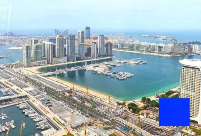 Luxe Penthouse mit 3 Schlafzimmern: Traumblick über das Meer vom hohen Stockwerk aus!