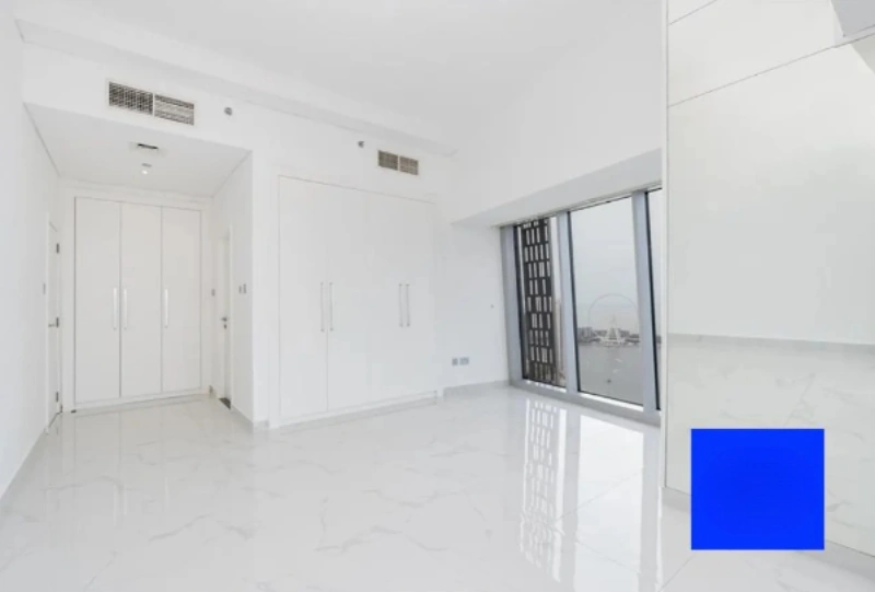 Luxe Penthouse mit 3 Schlafzimmern: Traumblick über das Meer vom hohen Stockwerk aus!