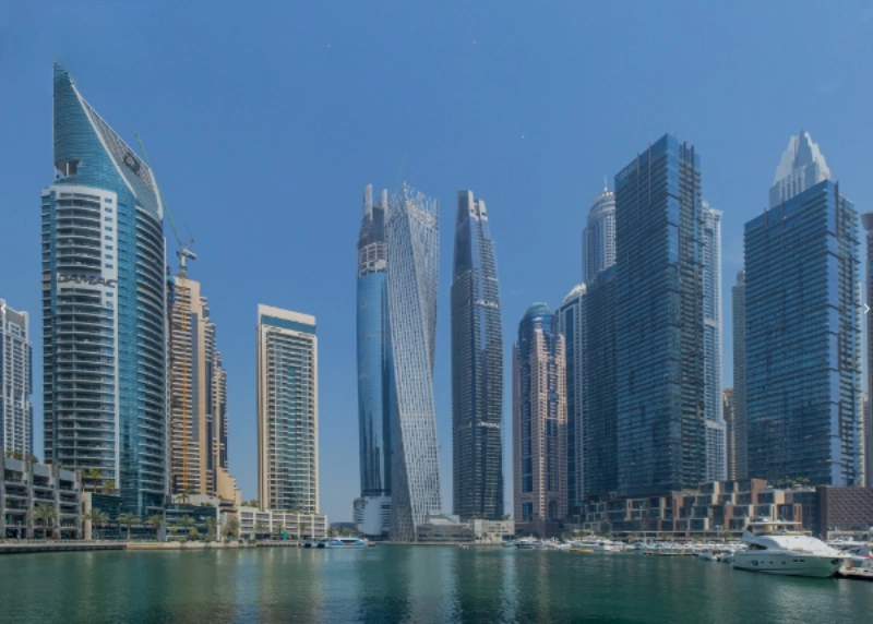 Luxe Penthouse mit 3 Schlafzimmern: Traumblick über das Meer vom hohen Stockwerk aus!