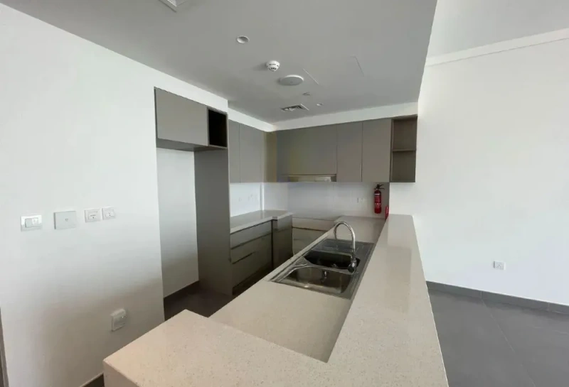 Stylish Three Bedroom Apartment with Modern Design