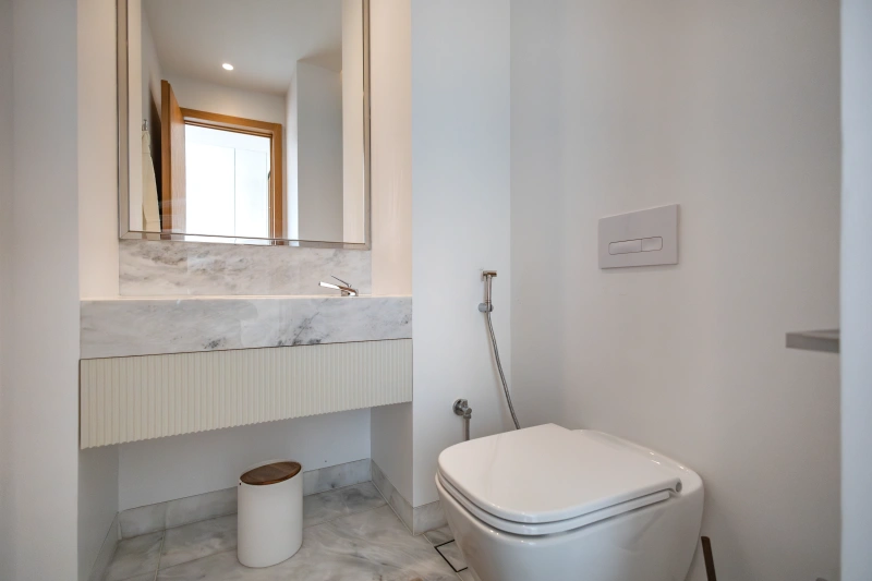 Bezaubernde 3-Zimmer Wohnung mit atemberaubendem Meerblick und voll möbliert!