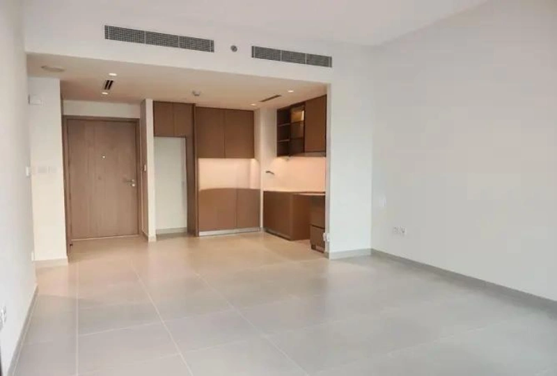 Stilvolle Wohnung mit einem Schlafzimmer und modernem Design.