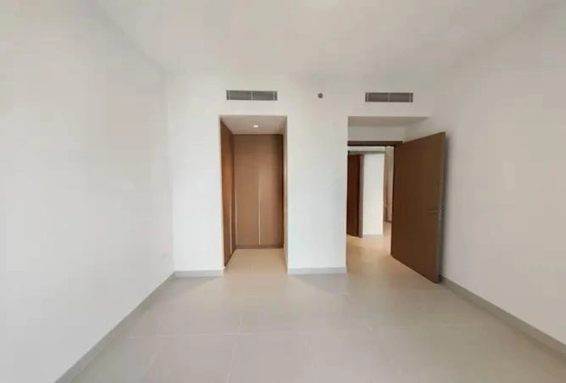 Stilvolle Wohnung mit einem Schlafzimmer und modernem Design.