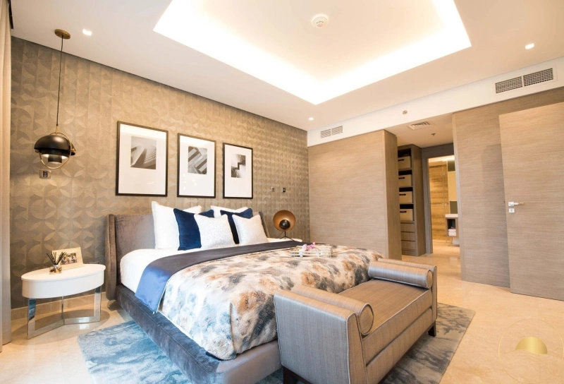 Last luxury 2-bedroom apartment in Sterling Tower with Burj Khalifa view | in the heart of Dubai