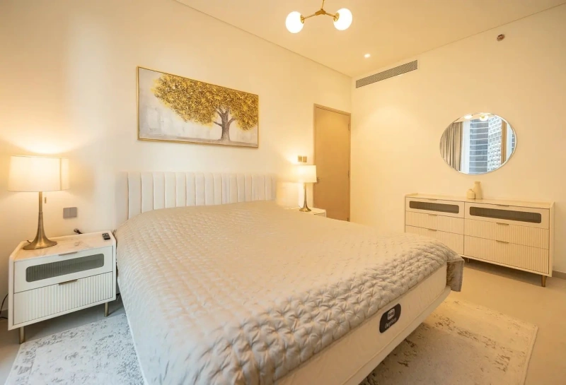 Moderne Wohnung mit Blick auf den Burj Khalifa, großzügig geschnitten und luxuriös ausgestattet!